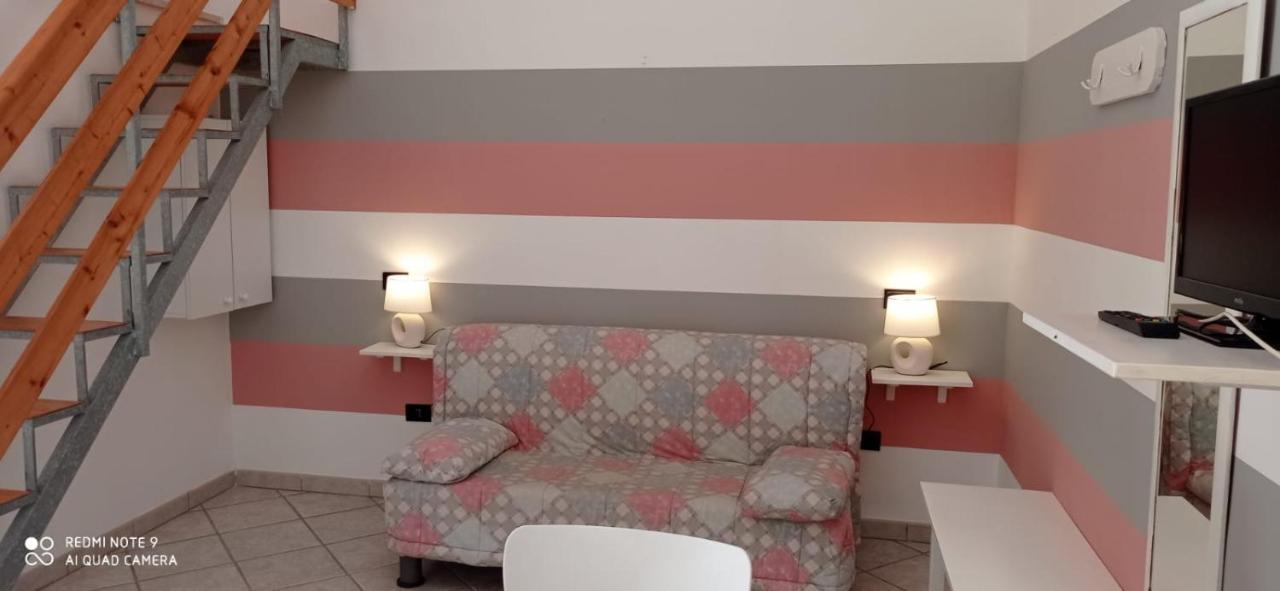 Apartamento Corte Nel Borgo Minervino di Lecce Exterior foto